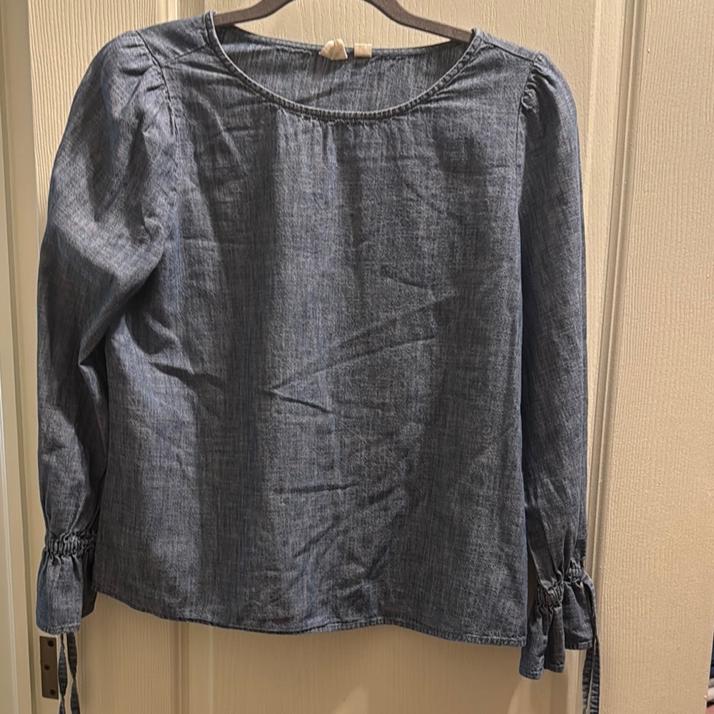 Women's Blue Denim Top - size small
